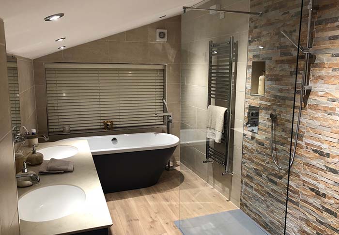 Lees meer over het artikel Het grondig schoonmaken van de badkamer