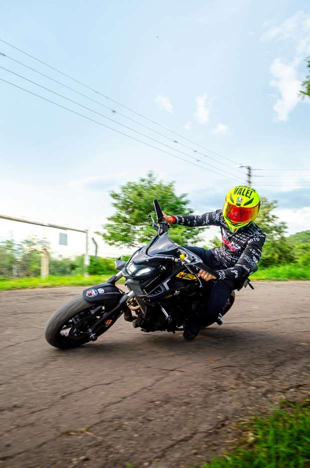 Lees meer over het artikel Net je eerste motor gekocht? Hier zijn 4 tips om snel de weg op te gaan